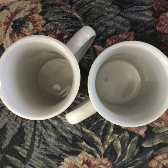 2 Royal Norfolk Christmas Coffee Mugs Poinsettia Pinecone and Snowflakes - Picture 5 of 8